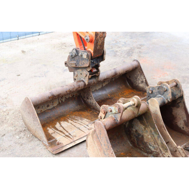 2016 كوبوتا U27-4-46502235