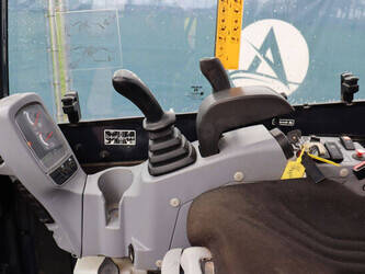 2016-kubota-u27-4-1441466-46502257