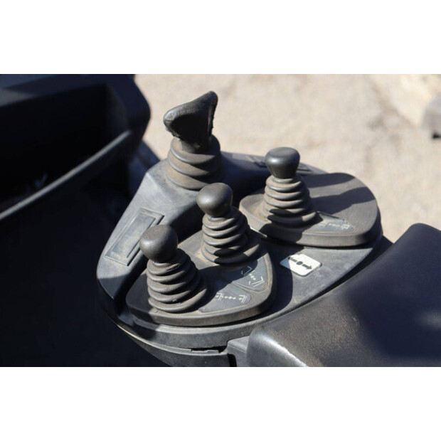 2009 Linde H25T-46502376