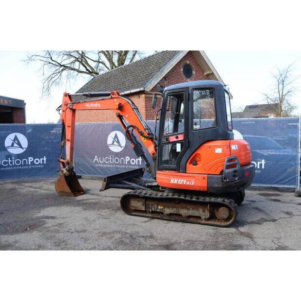 2015 كوبوتا KX121-3α-46502389