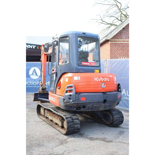 2015 كوبوتا KX121-3α-46502390
