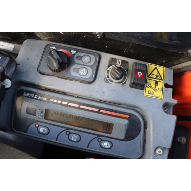 2015 كوبوتا KX121-3α-46502416