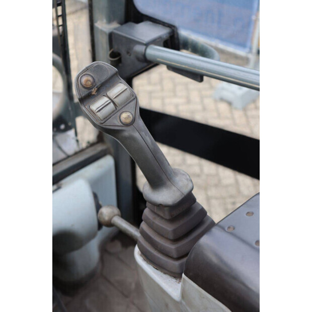 2006 كرامر 480-46502675