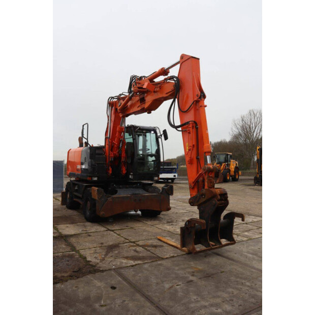 2016 Hitachi ZX140W-5B-46502726