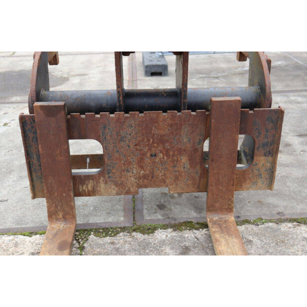 2016 Hitachi ZX140W-5B-46502734