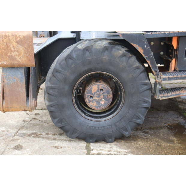 2016 Hitachi ZX140W-5B-46502741