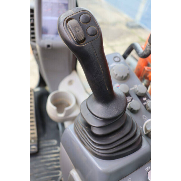 2016 Hitachi ZX140W-5B-46502762