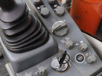 2016-hitachi-zx140w-5b-1441482-46502763