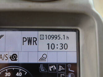 2016-hitachi-zx140w-5b-1441482-46502768