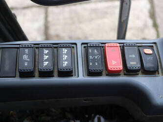 2016-hitachi-zx140w-5b-1441482-46502770