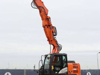 2016-hitachi-zx140w-5b-1441482-46502773