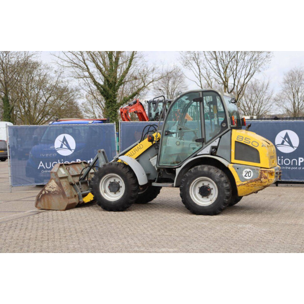 2007 كرامر 850-46502937