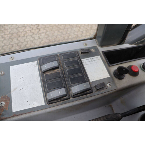 2007 كرامر 850-46502958