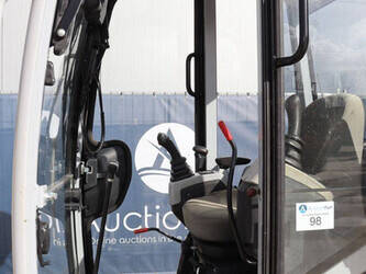 2018-neuson-e12-04-46503022