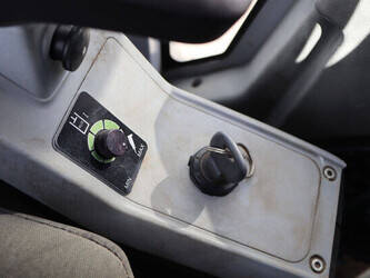 2018-neuson-e12-04-46503028