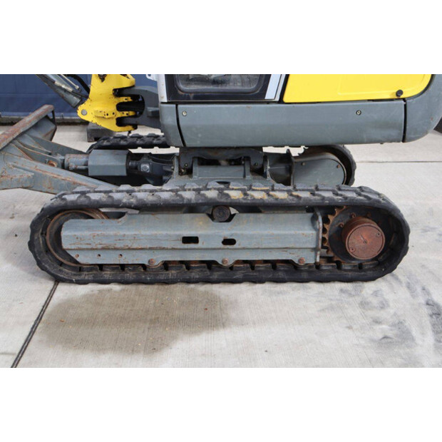 2017 Neuson E12-04-46503089