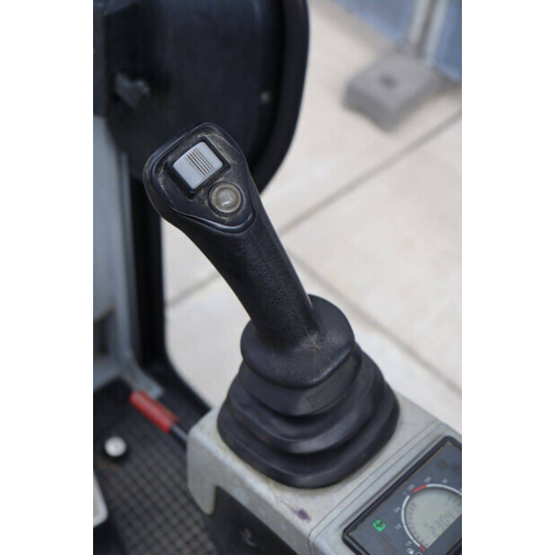 2017 Neuson E12-04-46503098