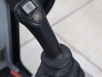 2017-neuson-e12-04-1441490-46503098