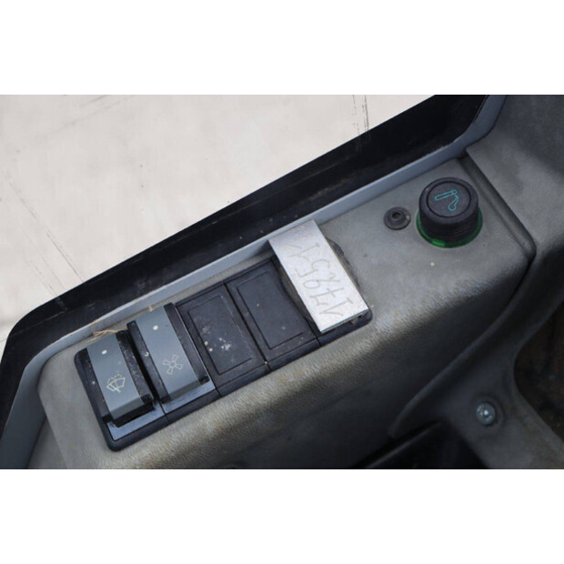 2017 Neuson E12-04-46503101