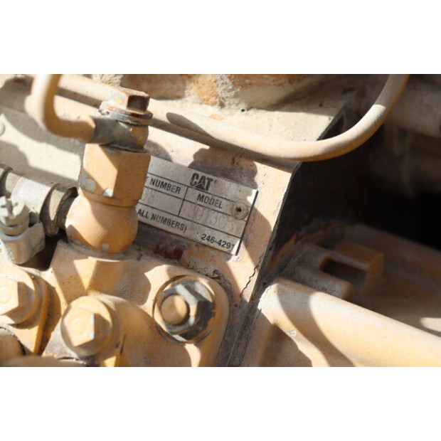 2004 كاتربيلر CB225E-46503344