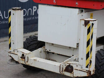 2013-genie-gs-3369-1441497-46503354