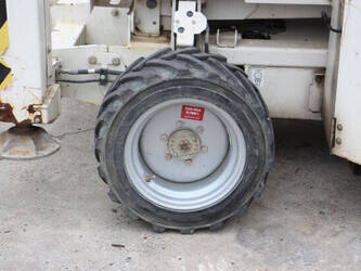 2013-genie-gs-3369-1441497-46503356