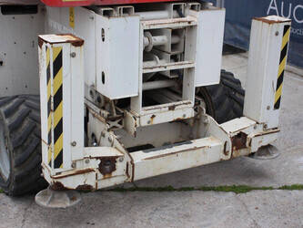 2013-genie-gs-3369-1441497-46503358