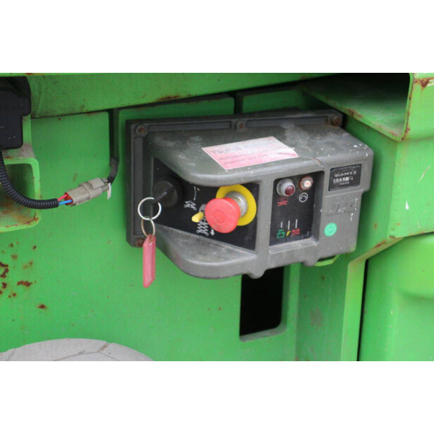 2012 جيه ال جي 2630ES-46503465