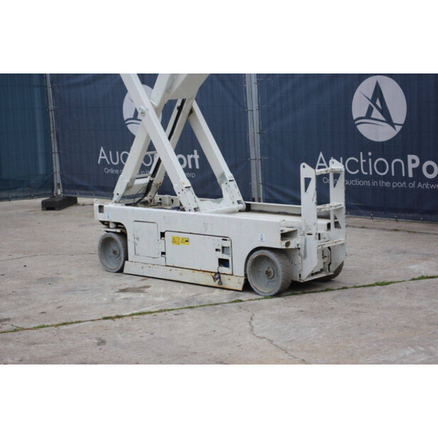 2012 Genie GS2632-46503504