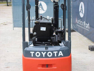 2018-toyota-8fbe15t-1441503-46503509