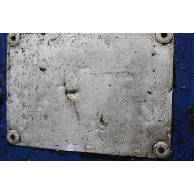 2004 IHI 15 NX-46504013