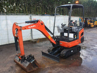 صورة ل حفارات صغيرة 2014 كوبوتا KX015-4