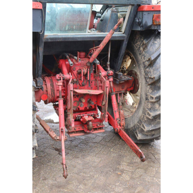 International 844-46504174