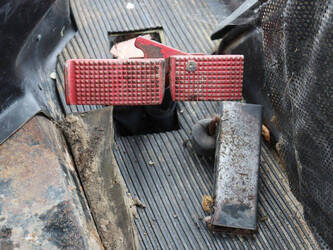 international-844-46504181