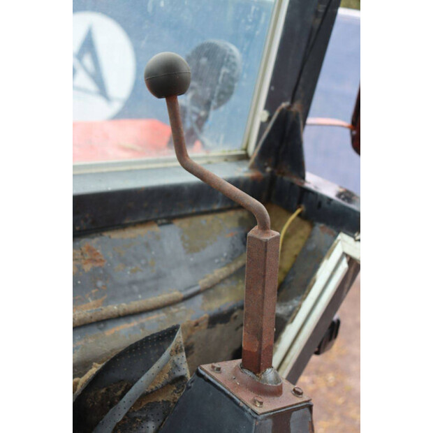 International 844-46504184