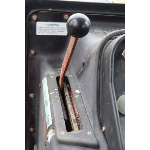 International 844-46504188