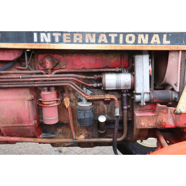 International 844-46504192