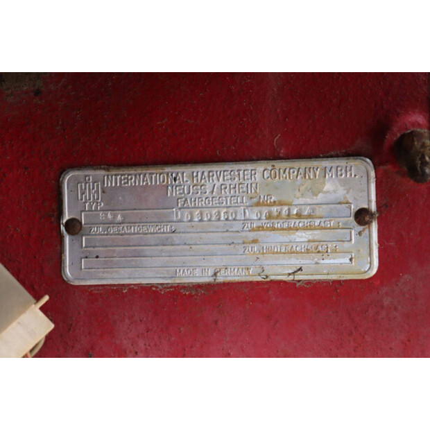 International 844-46504193