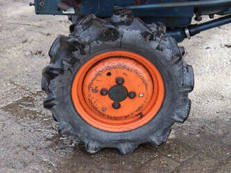 kubota-b7001-1441536-46504276