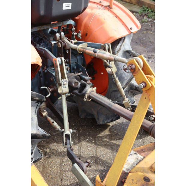 KUBOTA B7001-46504278