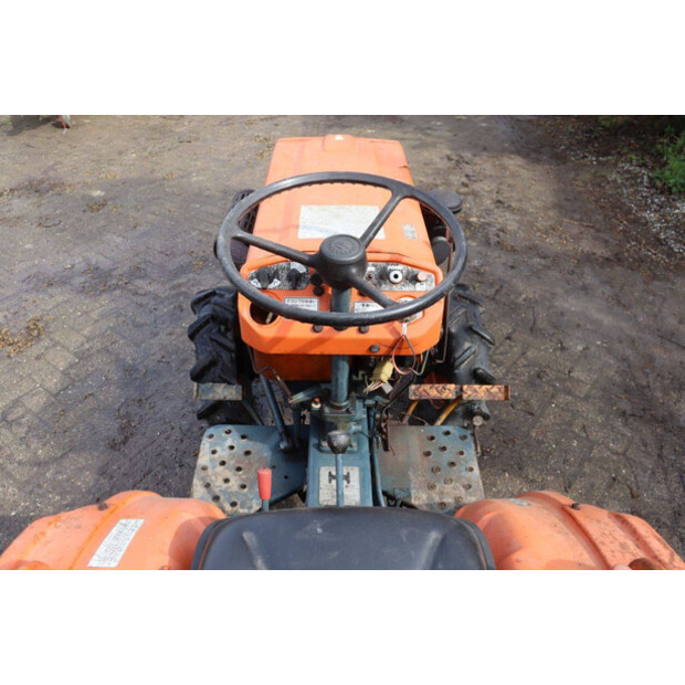 KUBOTA B7001-46504283