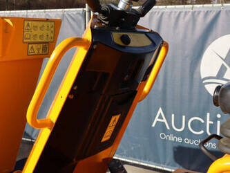 2023-thwaites-mach-2080-46504322