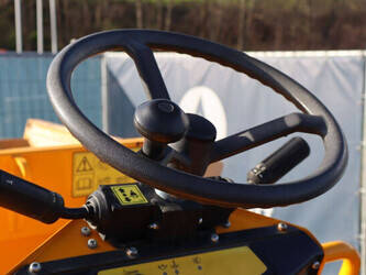 2023-thwaites-mach-2080-46504323