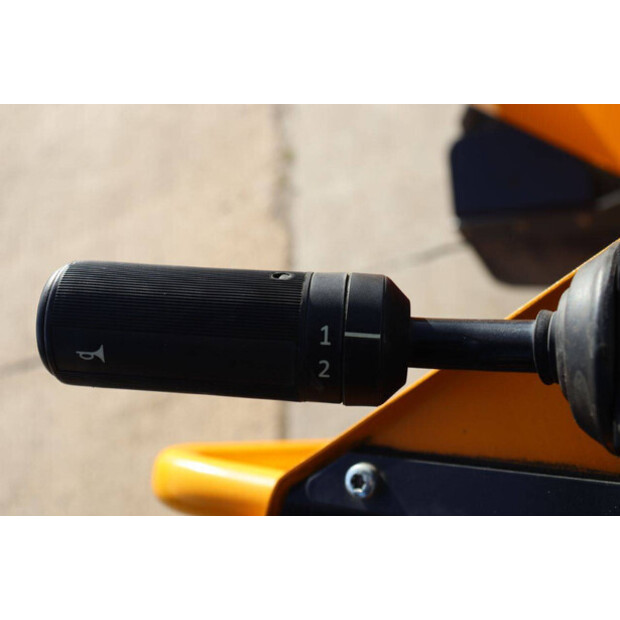 2023 Thwaites Mach 2080-46504327