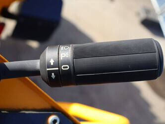 2023-thwaites-mach-2080-46504328