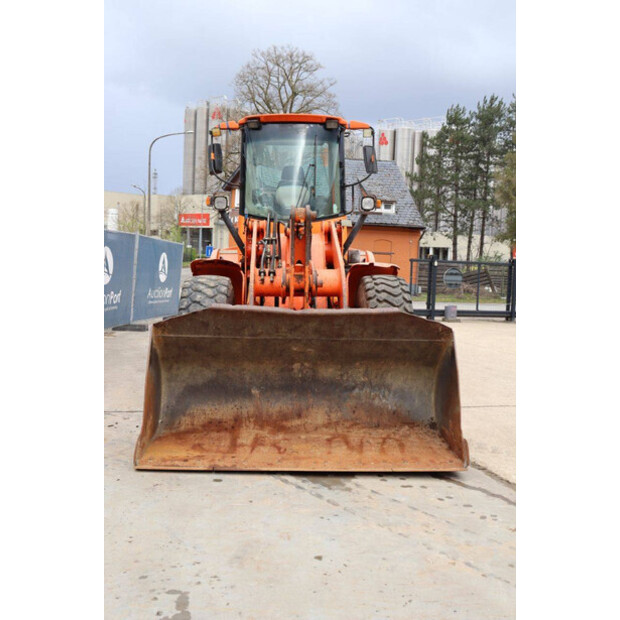 2004 Fiat Kobelco W131-46504517