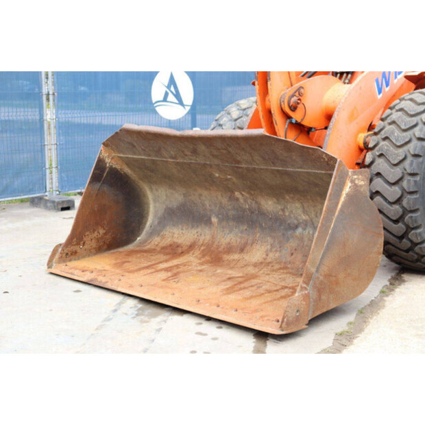 2004 Fiat Kobelco W131-46504520