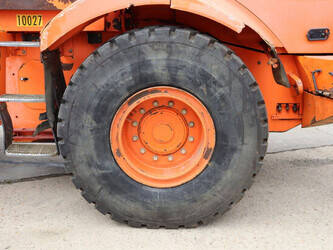 2004-fiat-kobelco-w131-46504527