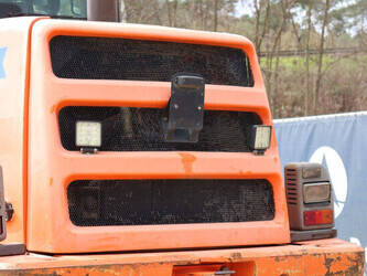 2004-fiat-kobelco-w131-46504532