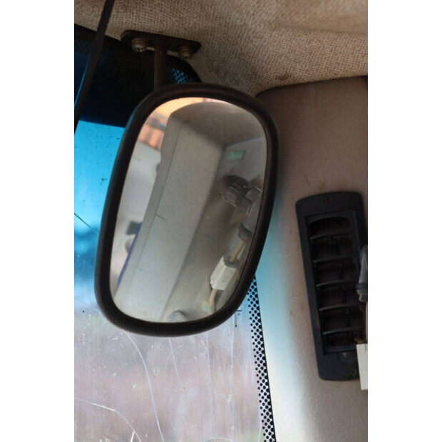 2004 Fiat Kobelco W131-46504548